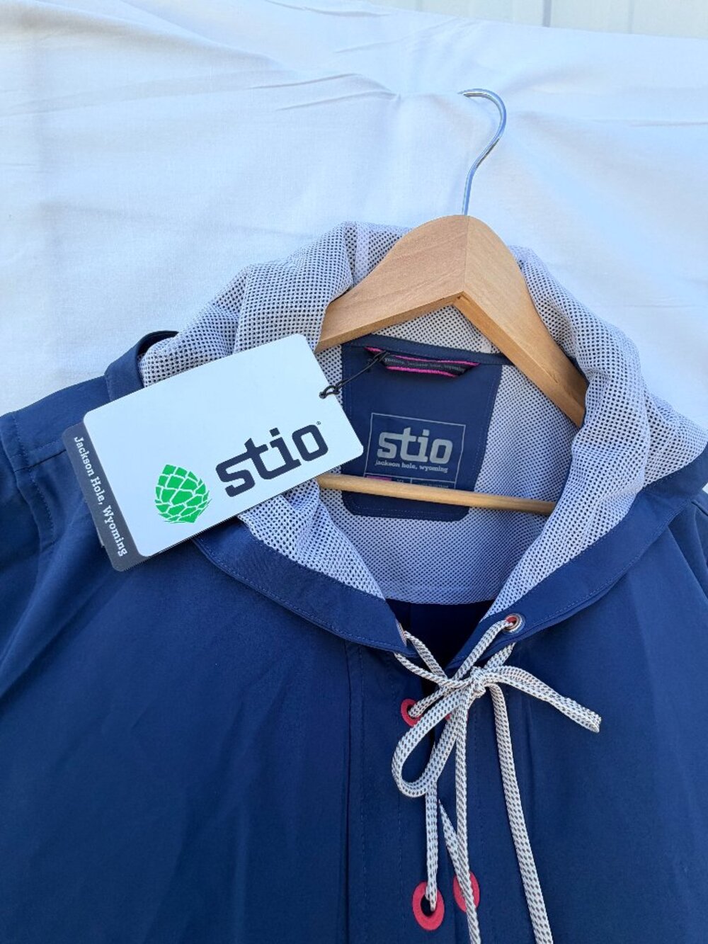 Stio Women's CFS Sun Hoodie XL Navy (Cloud) Blue UPF 50 Pullover NWT Nautical